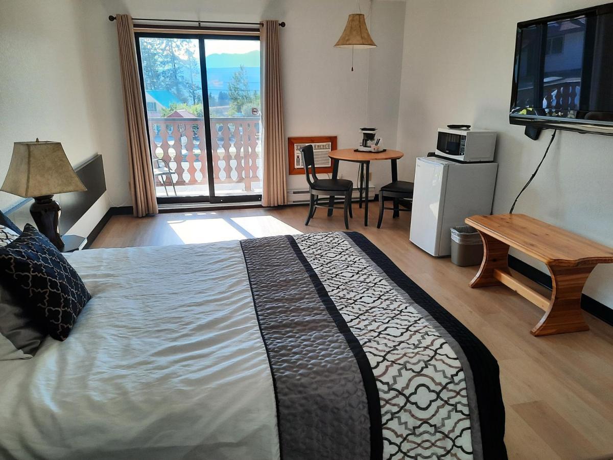 Alpen Motel Radium Hot Springs Eksteriør bilde