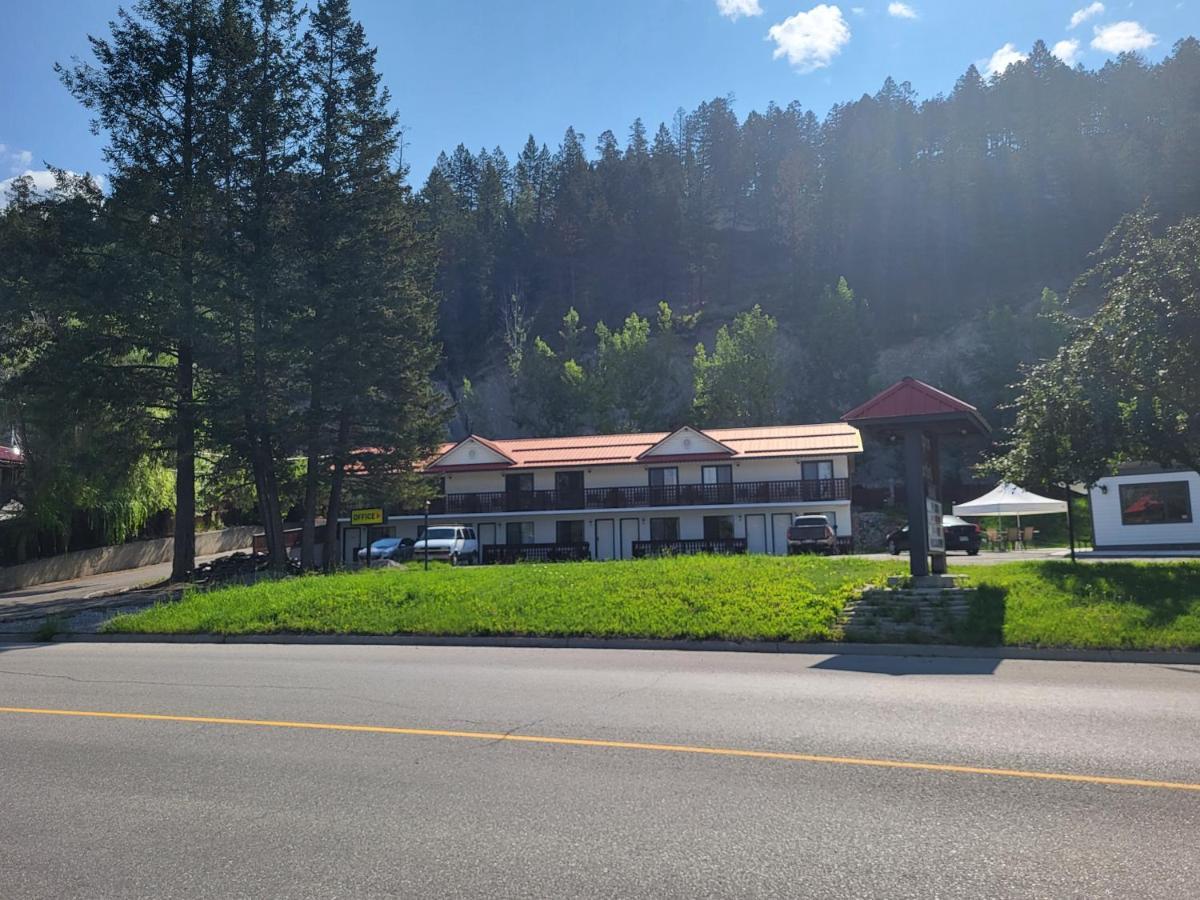 Alpen Motel Radium Hot Springs Eksteriør bilde