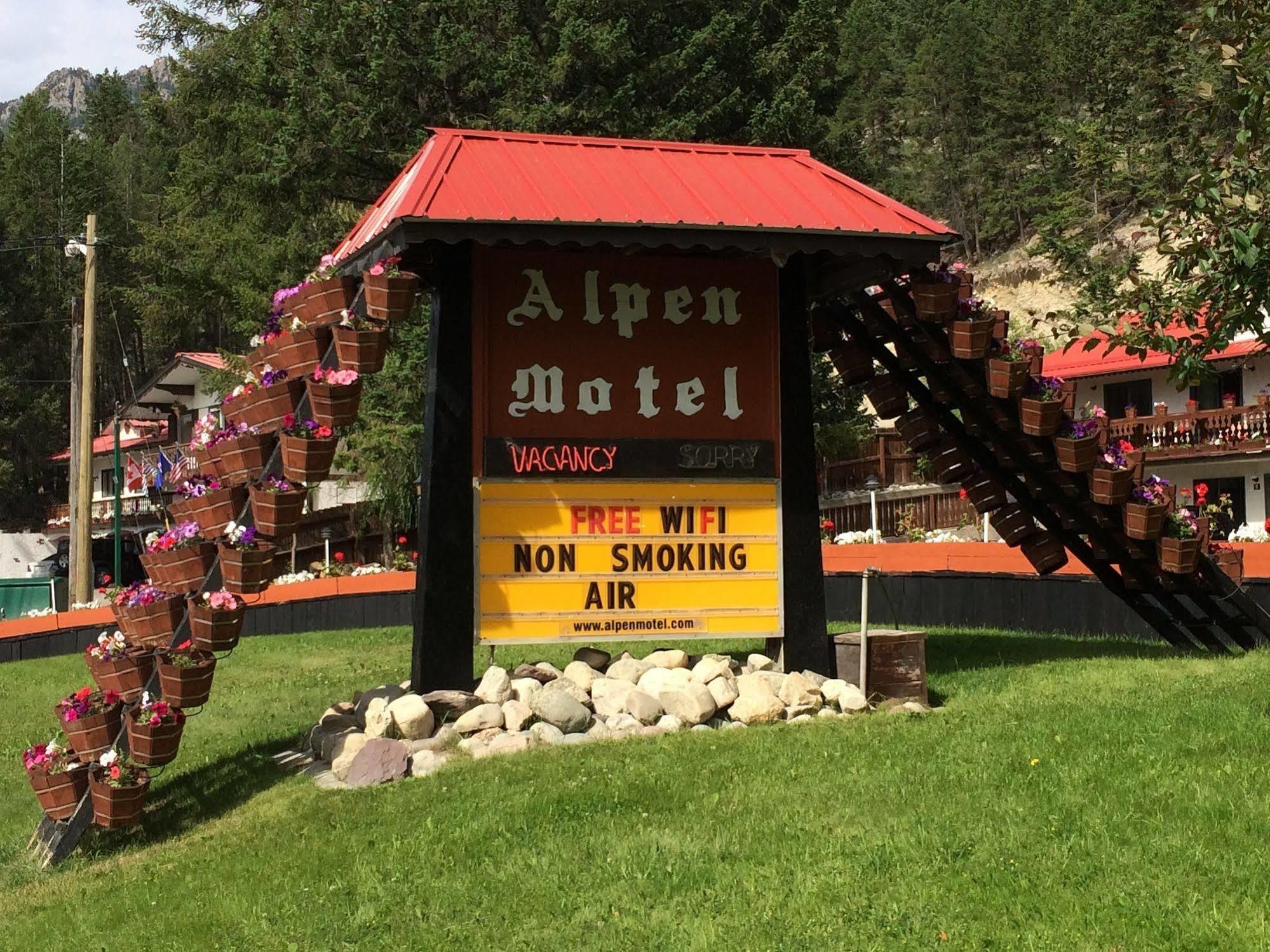 Alpen Motel Radium Hot Springs Eksteriør bilde